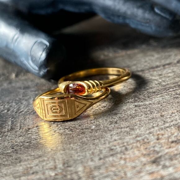 NEW Gold & Amber Ring Set - Picture 4 of 13